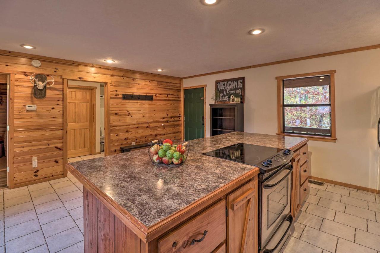 Piney Bluff Retreat With Mountain Views! Villa Eksteriør billede